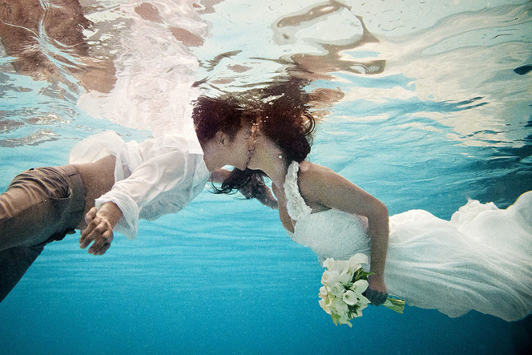 underwater trash the dress by silverlight photography