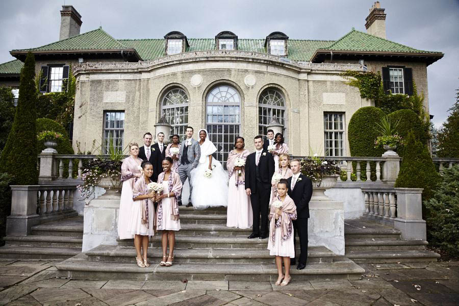 wedding party at parkwood estate photograph