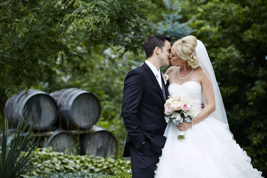 terrace-on-the-green-wedding-photography-20