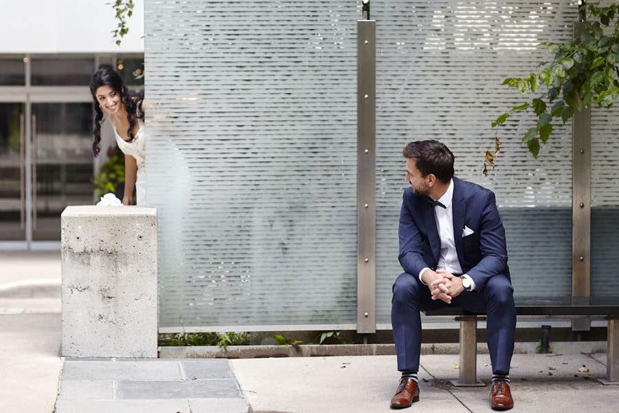 wedding first look photo