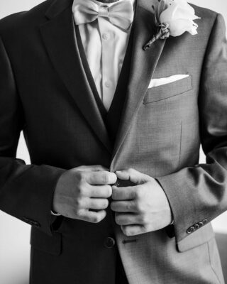 Groom ready to go!
.
.
#groom
#groominspiration
#weddinginspiration
#groomsmen
#suit
#love
#weddingphotography
#instagood
#gq
